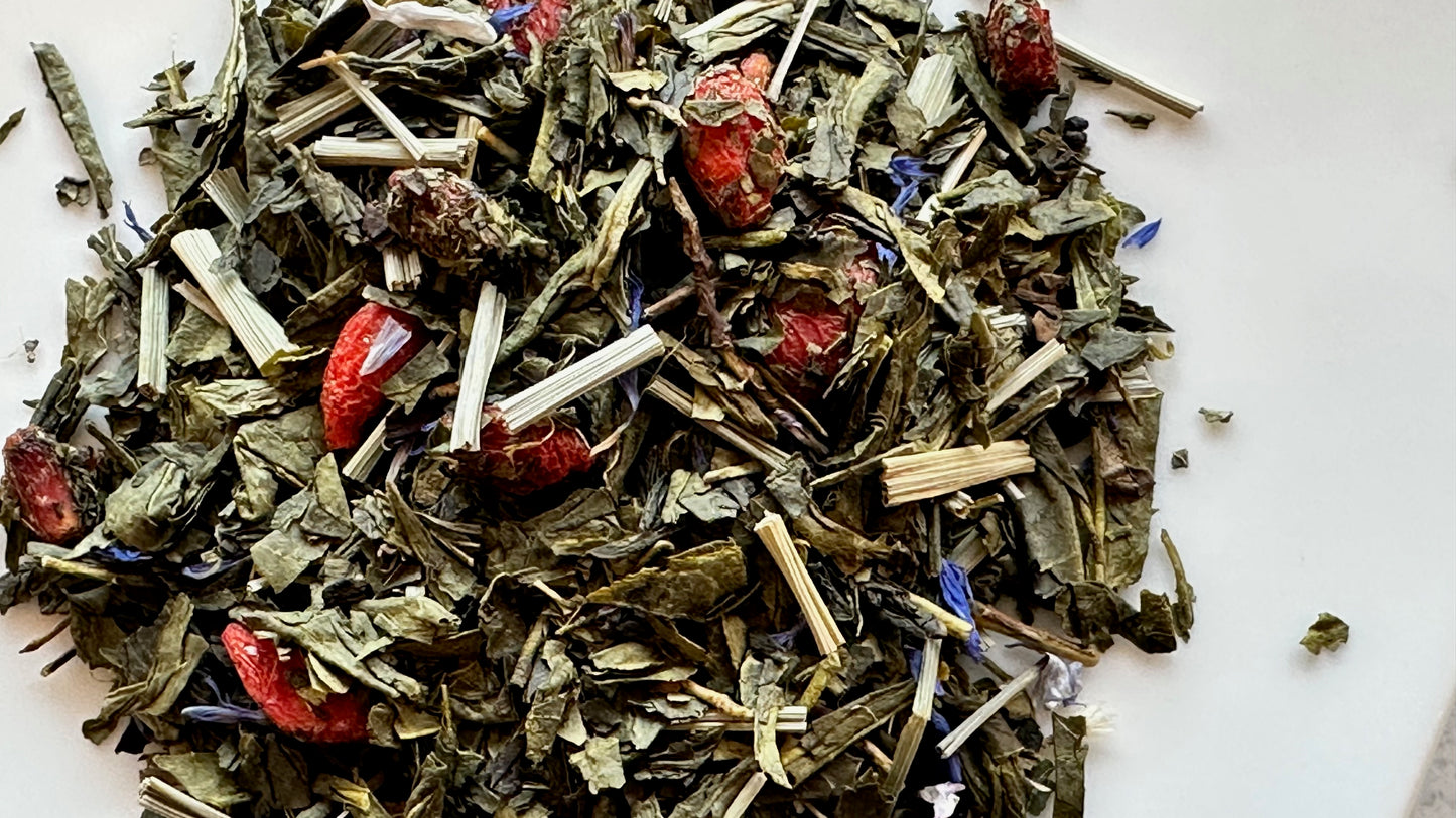 Berried Treasure: Green Tea Blend (Goji Berry/Blueberry)